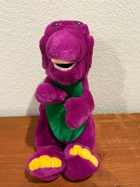 1992 Barney 10" Plush Stuffed Animal Toy  The Lyons Group The Purple Dinosaur